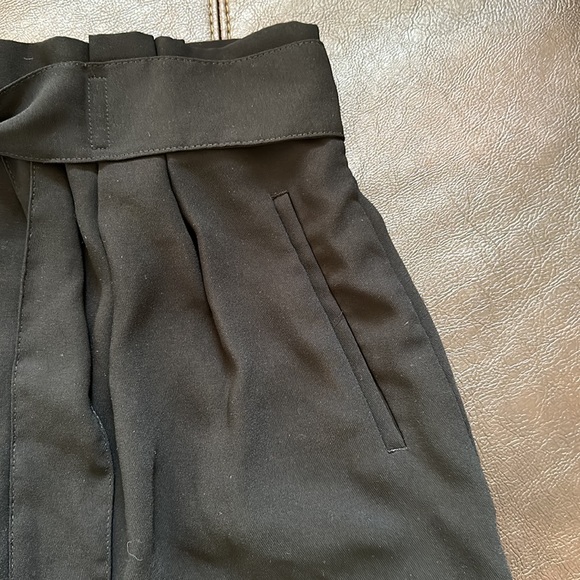 H&M Tie-front Skirt - Picture 3 of 6